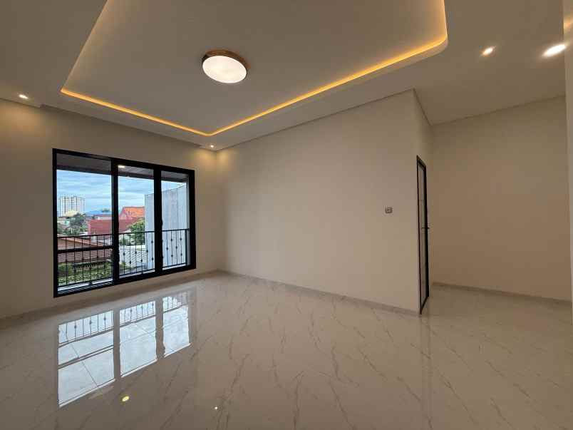 dijual rumah ciparigi bogor utara kota