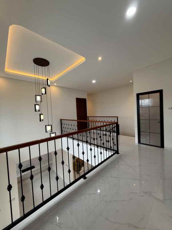 dijual rumah ciparigi bogor utara kota