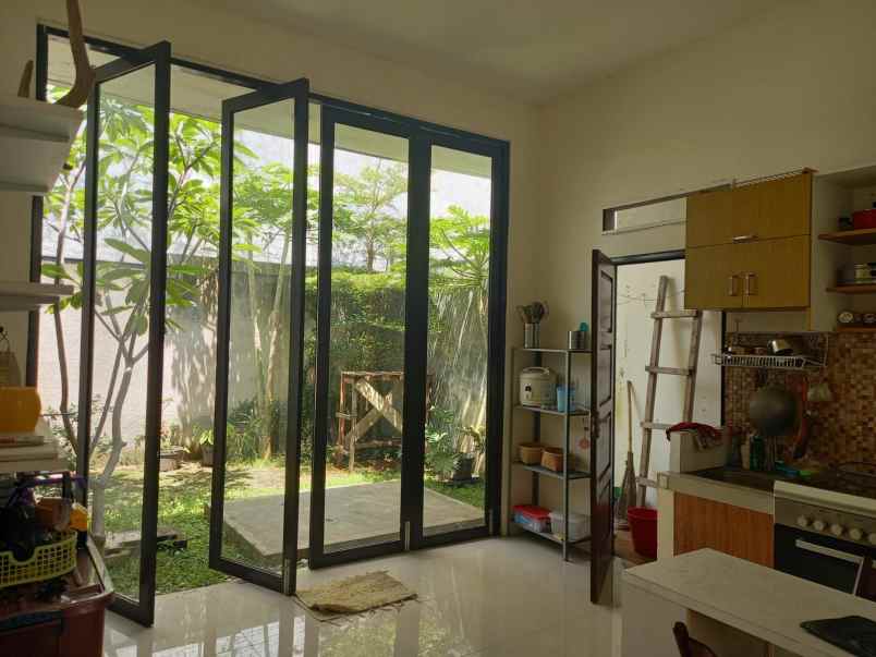 dijual rumah cisaranten kulon