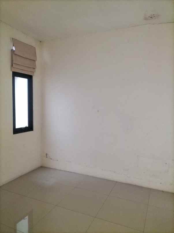 dijual rumah cisaranten kulon