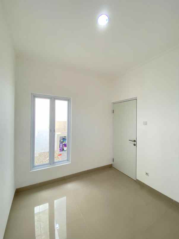 dijual rumah cisauk tangerang