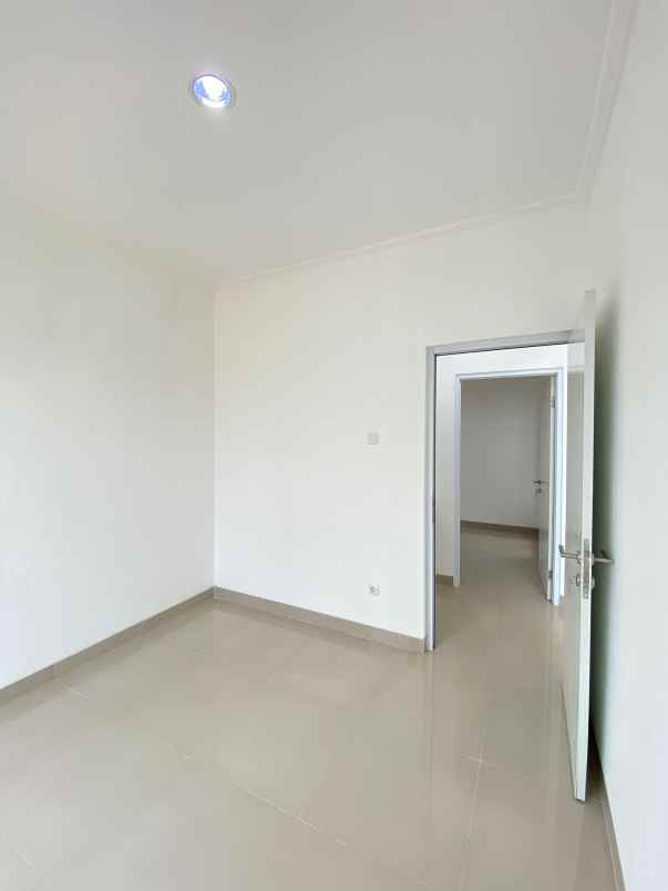 dijual rumah cisauk tangerang