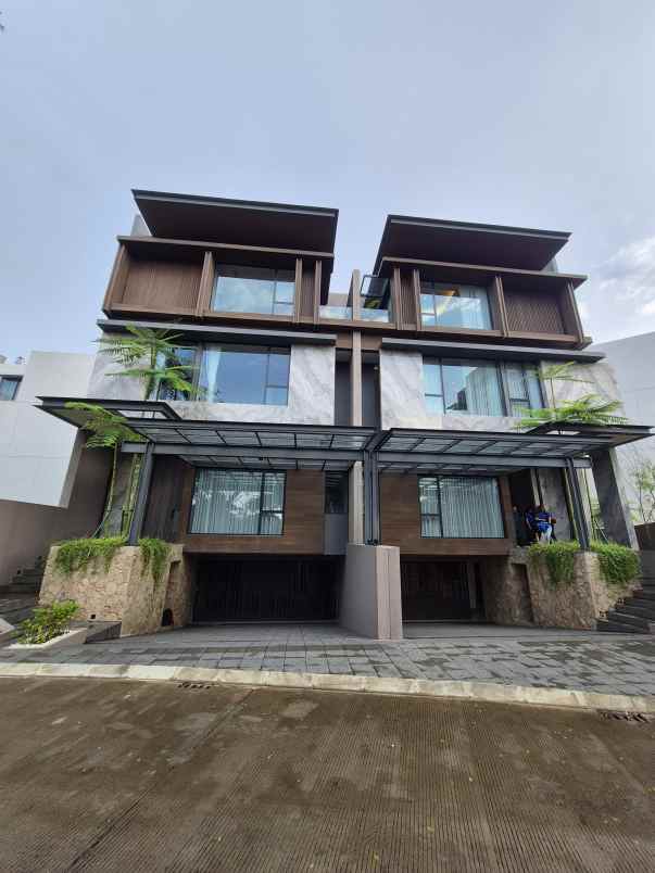 dijual rumah citra 6