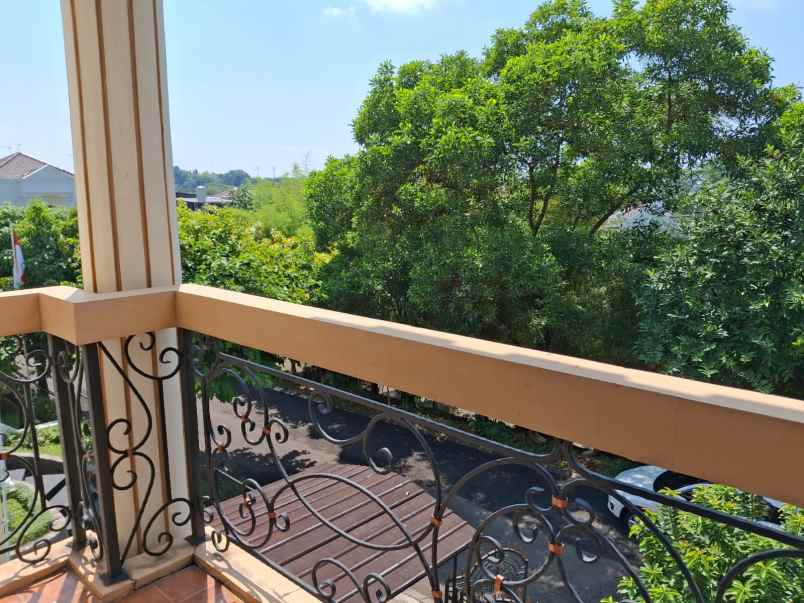 dijual rumah citra gran