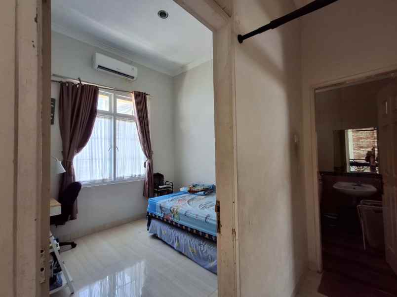 dijual rumah citra gran