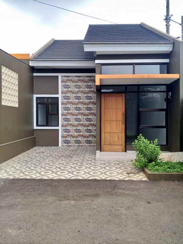 dijual rumah cluster