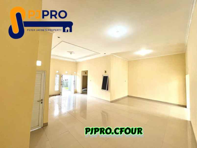 dijual rumah cluster duta bumi 1