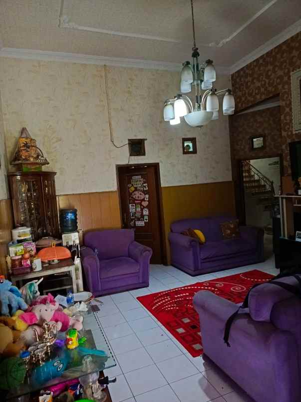 dijual rumah cluster taman pesona
