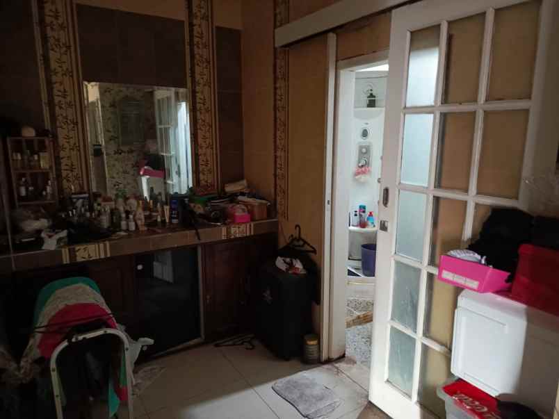 dijual rumah cluster taman pesona