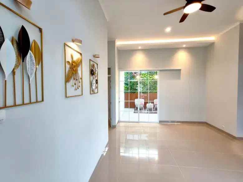 dijual rumah cluster umara residence