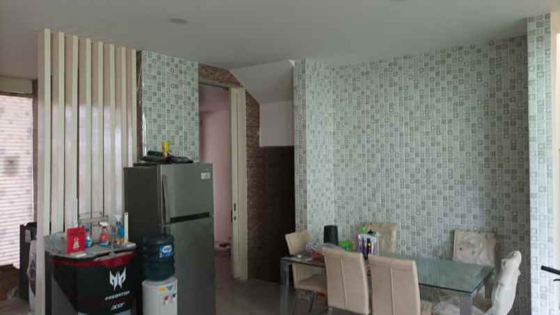 dijual rumah crystal golf citraland
