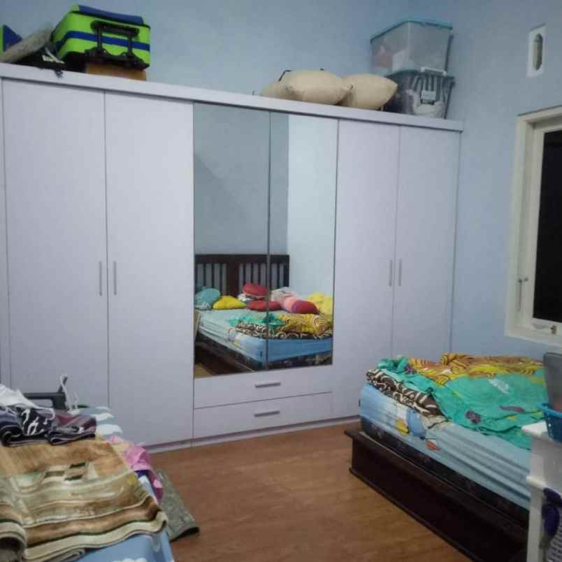 dijual rumah dalam perumahan di colomadu karanganyar