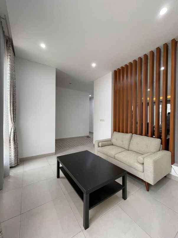 dijual rumah dan kiskosan