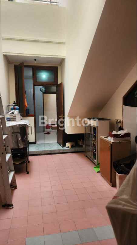 dijual rumah dharmahusada regency