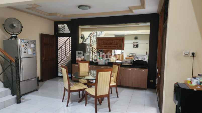 dijual rumah dharmahusada regency