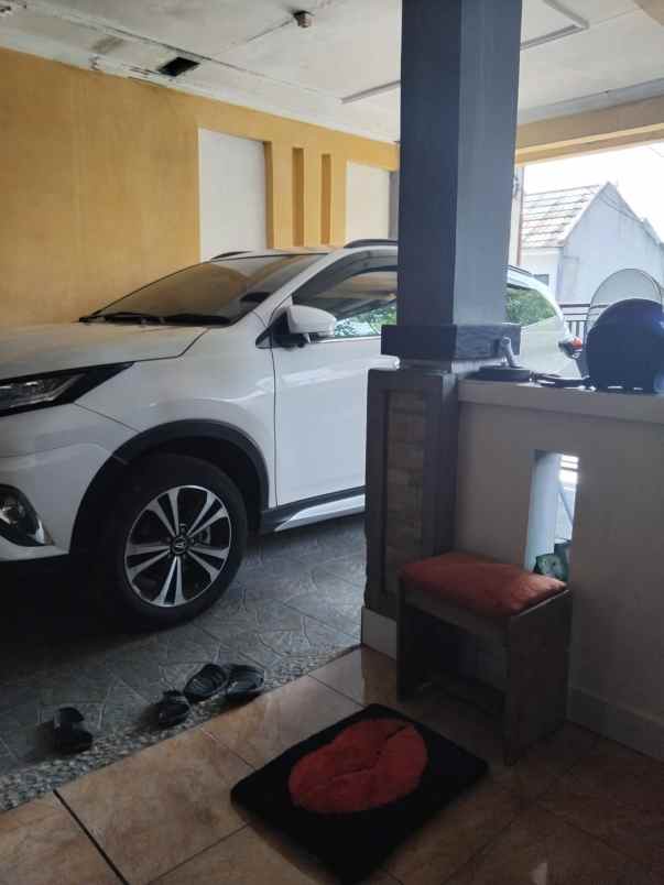 dijual rumah di griya melati mas depok