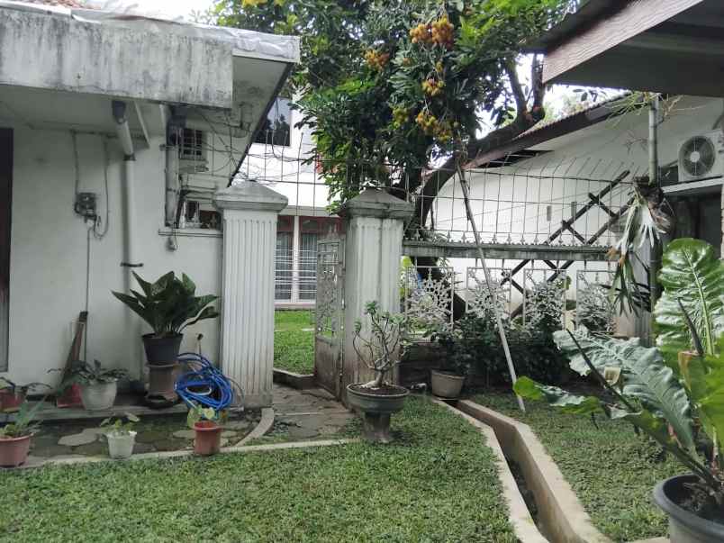 dijual rumah di manahan solo
