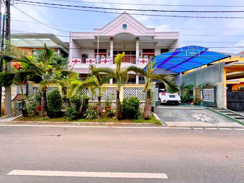 dijual rumah duren sawit