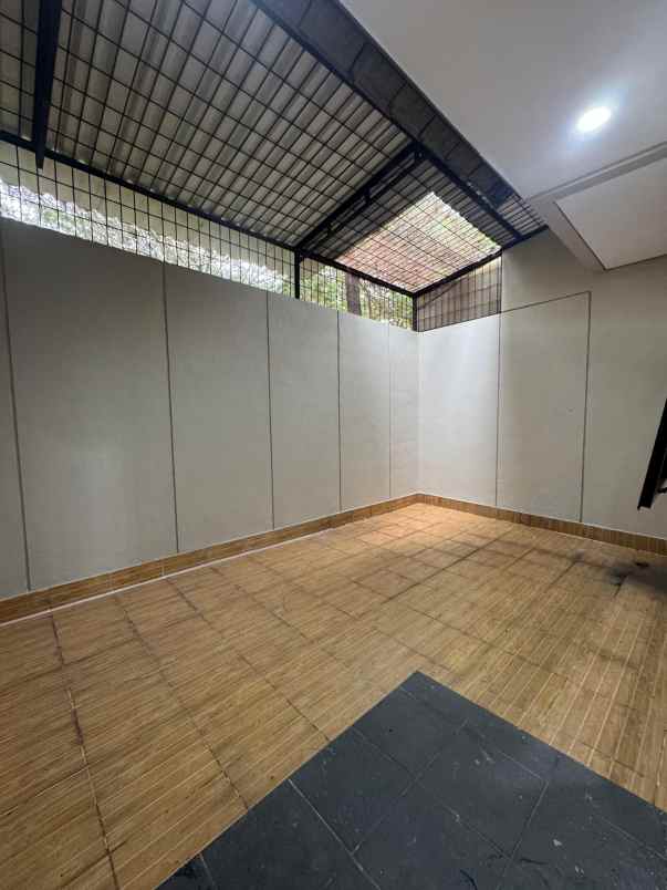 dijual rumah foglio foresta bsd city