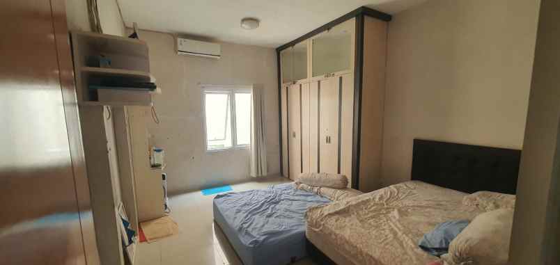 dijual rumah gading griya lestari