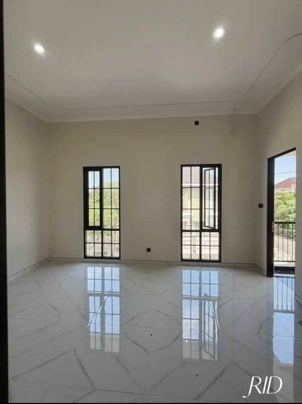 dijual rumah galaxy bumi permai