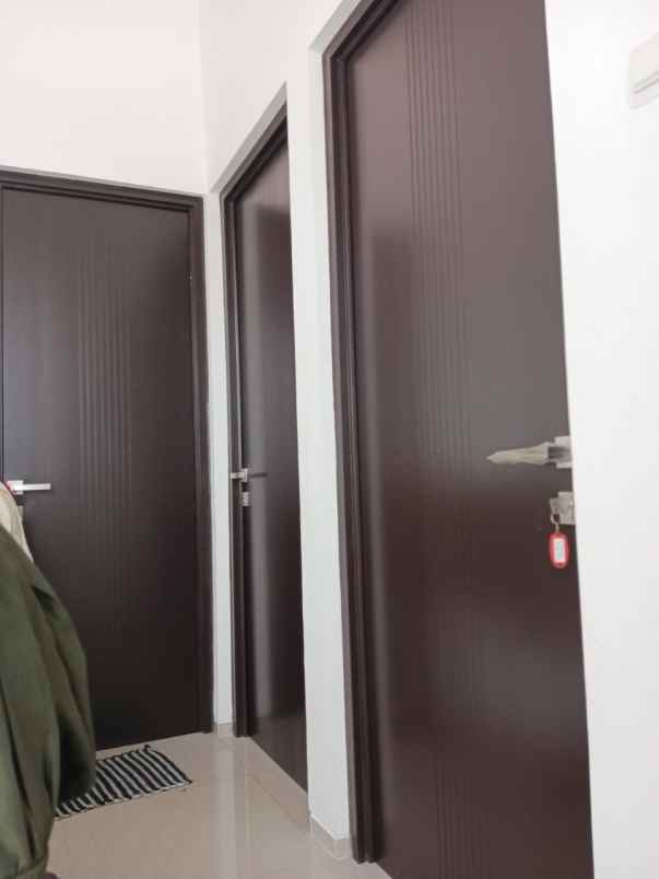 dijual rumah golden city