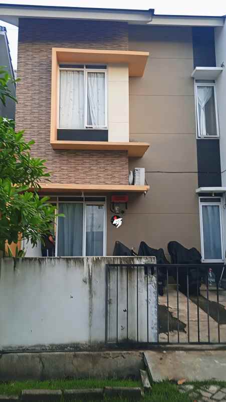 dijual rumah griya bukit jaya 2