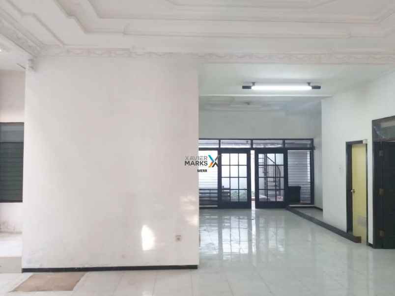dijual rumah hitung tanah di manyar jaya best lokasi