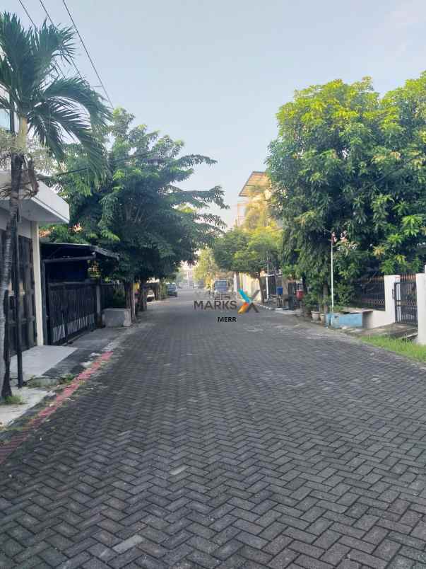 dijual rumah hitung tanah di manyar jaya best lokasi