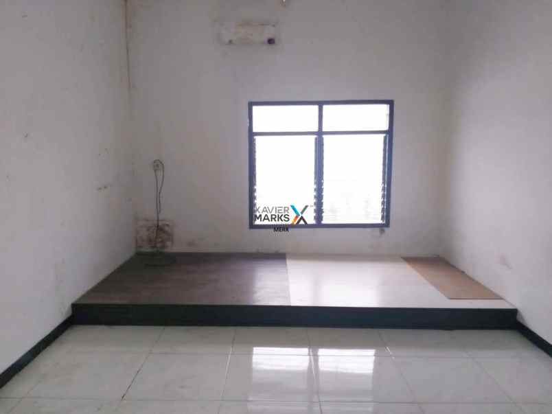 dijual rumah hitung tanah di manyar jaya best lokasi