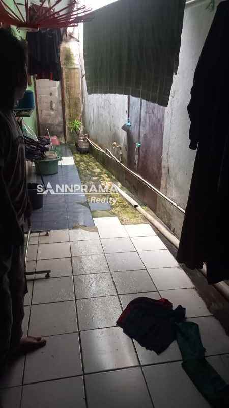 dijual rumah jagakarsa