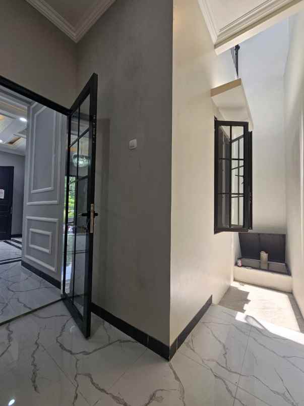 dijual rumah jalan batan raya tirtajaya