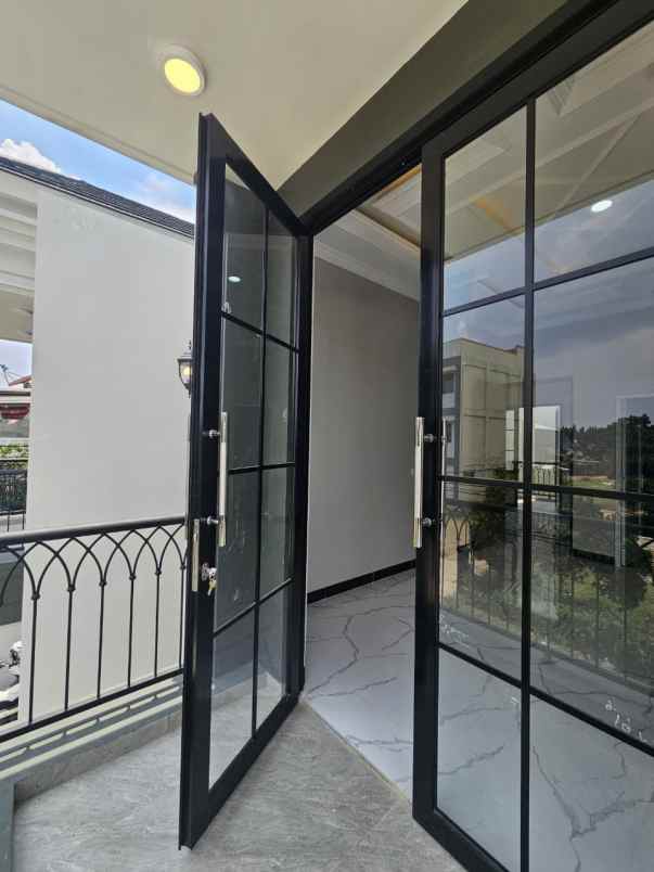 dijual rumah jalan batan raya tirtajaya