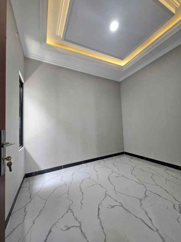 dijual rumah jalan batan raya tirtajaya