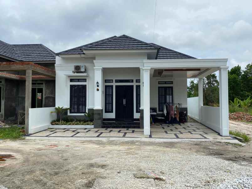 dijual rumah jalan hr subrantas pekanbaru