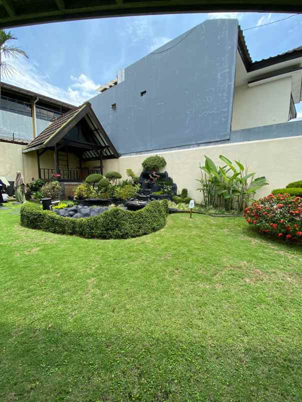 dijual rumah jalan jupiter margahayu raya