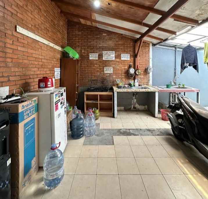dijual rumah jalan mampang prapatan