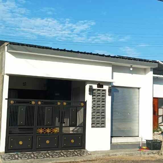 dijual rumah jalan pahlawan tengah tani