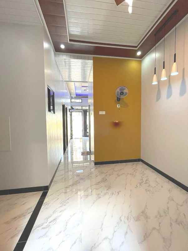 dijual rumah jalan raya arinda pondok aren