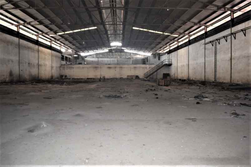 dijual rumah jalan raya kaliabang