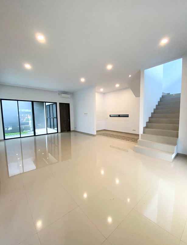 dijual rumah jalan raya pondok ranji