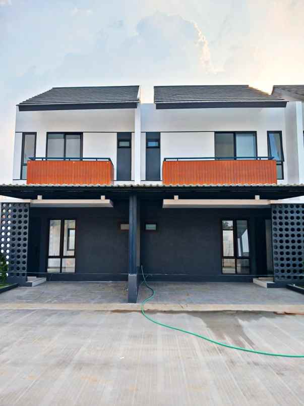 dijual rumah jalan setia mekar tambun