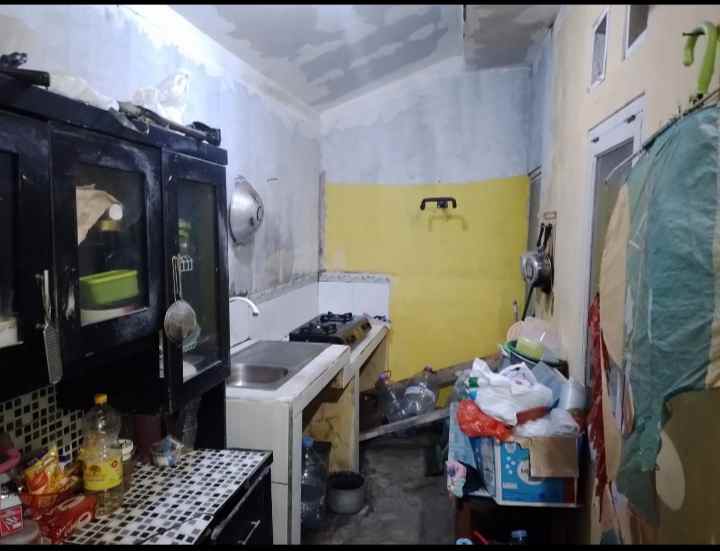 dijual rumah jalan taman kopassus