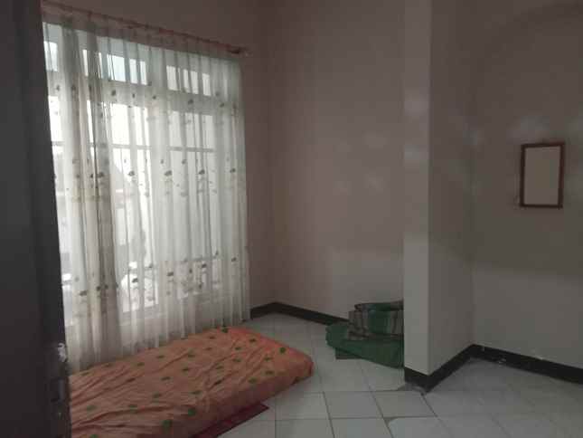 dijual rumah jalan teluk pelabuhan ratu