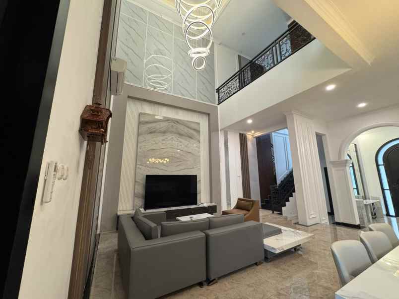 dijual rumah janur hijau 1 serpong