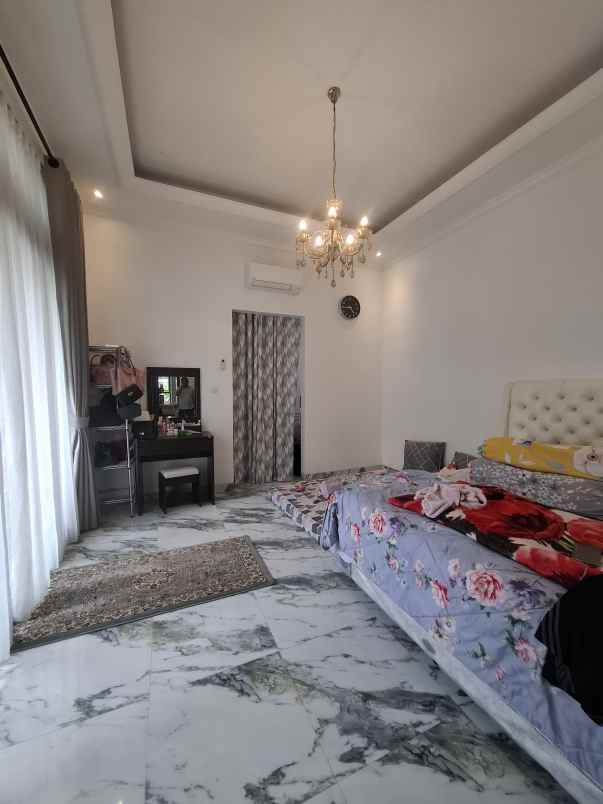 dijual rumah jatiasih bekasi