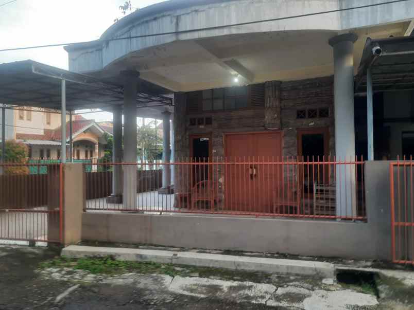 dijual rumah jatiwaringin asri bekasi