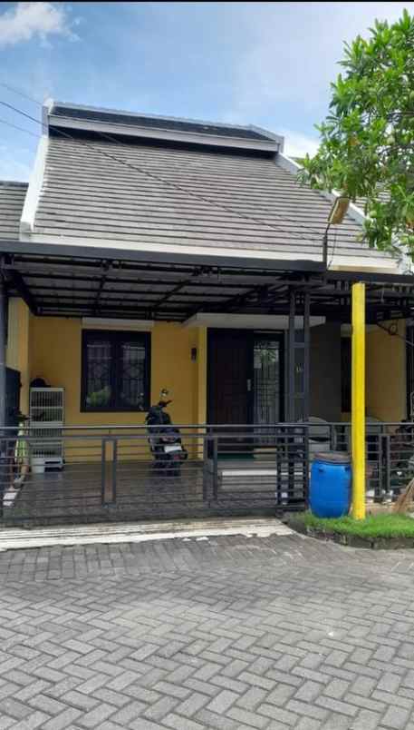 dijual rumah jingga residence ciwastra