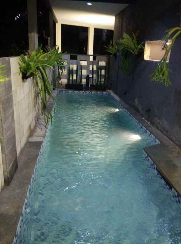 dijual rumah jl abdul gani atas