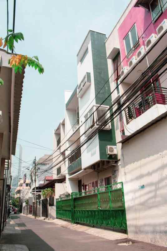 dijual rumah jl bendungan hilir